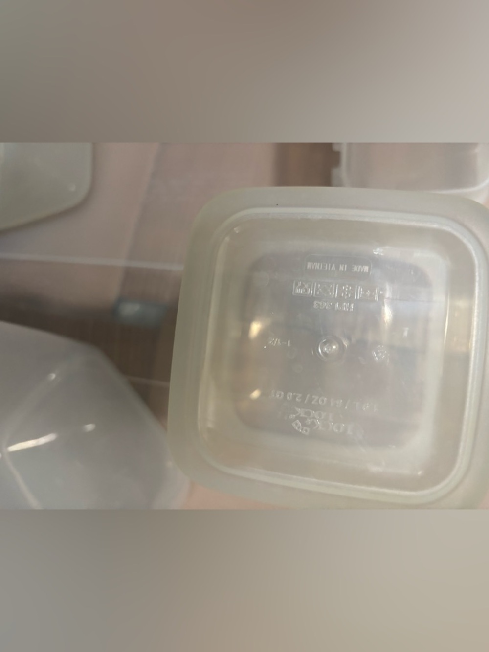Pink Plastic Storage Container with Handle - Picture 6 of 6